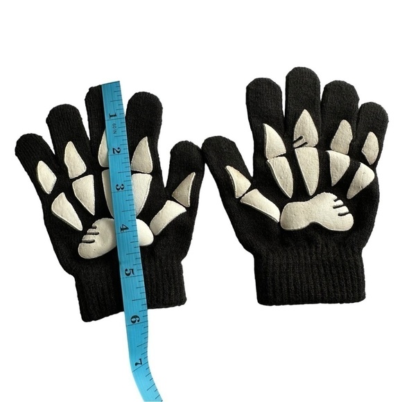 Two Pair Little Kid Skeleton Knit Gloves Black & White - Picture 5 of 7